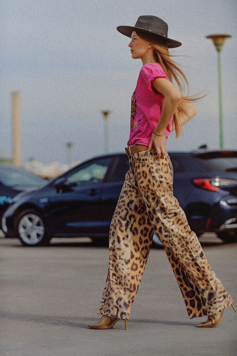 Q2 Women's Pants & Trousers Wide-Leg Tiger Print Pants With Double Side Seams
