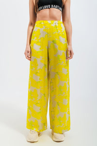 Q2 Women's Pants & Trousers Wide Leg Trousers in Yellow Floral