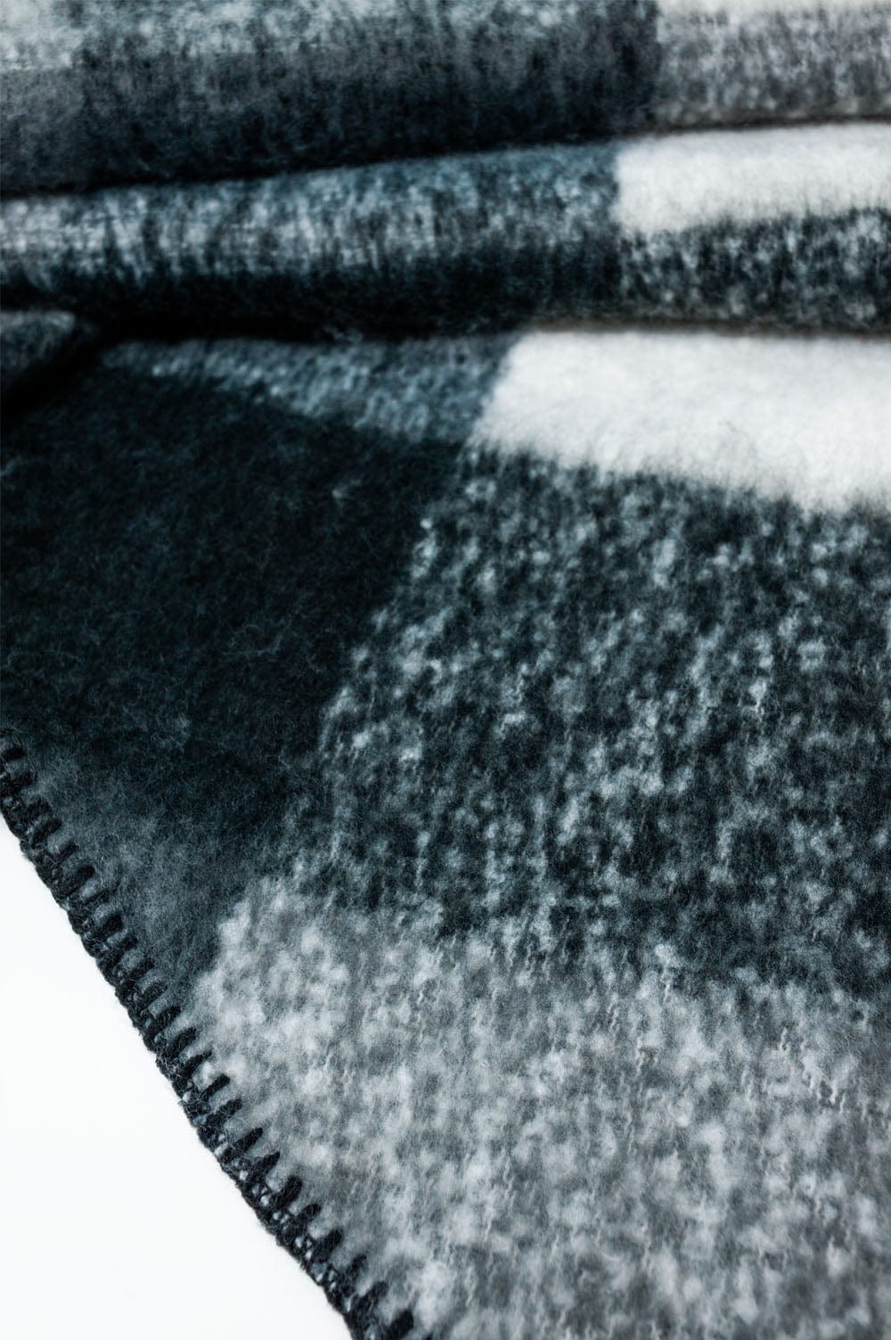 Q2 Women's Scarves, Wraps, & Gloves One Size / Black / China Scarf in Black and White
