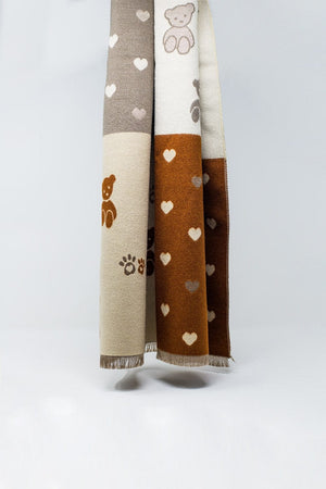 Q2 Women's Scarves, Wraps, & Gloves One Size / Brown Knitted Scarf With Teddy Bear And Heart Print