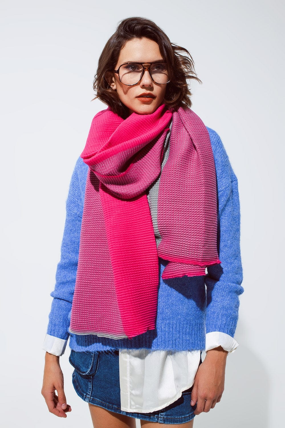 Q2 Women's Scarves, Wraps, & Gloves One Size / Fuchsia Thin Scarf With Mixed Knits In Shades Of Pink