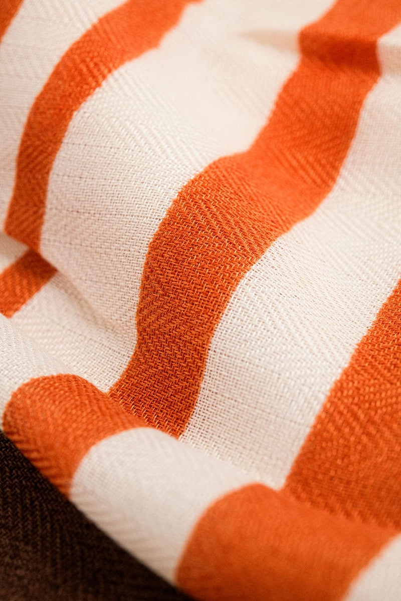 Q2 Women's Scarves, Wraps, & Gloves One Size / Orange Red Scarf In Fine Knit With Geometric Print