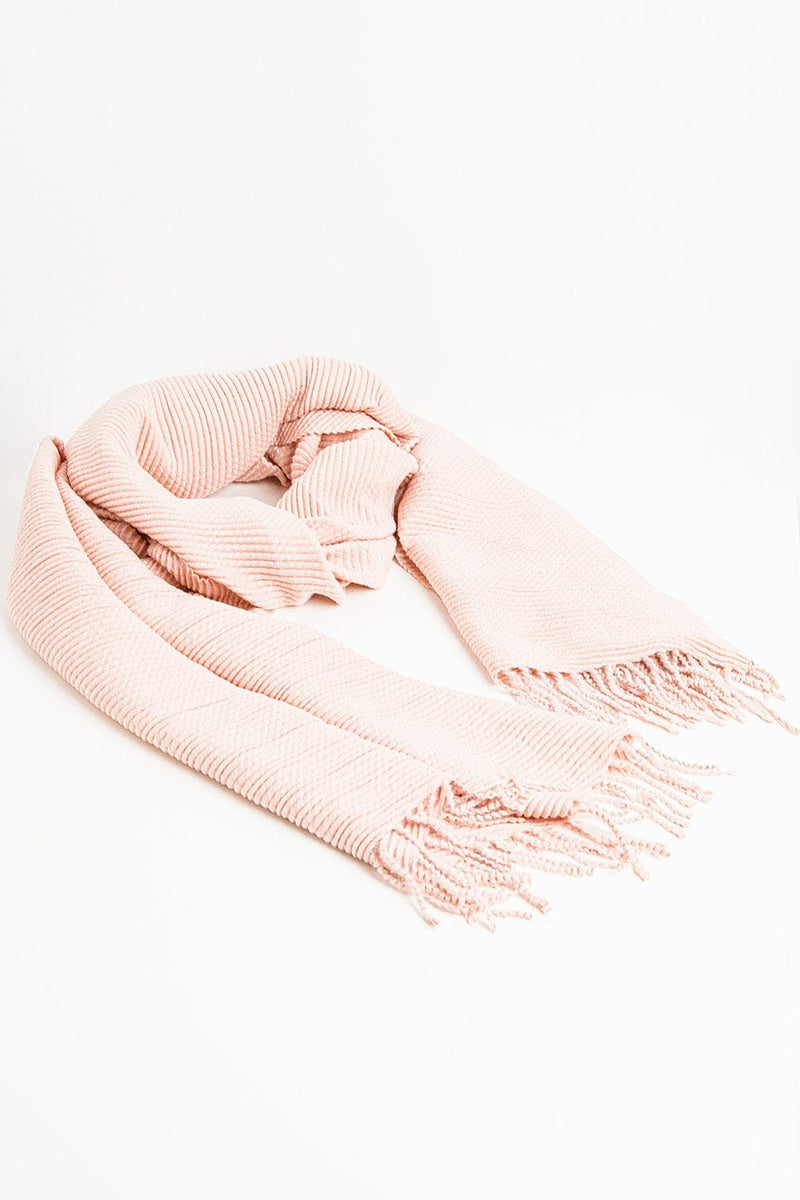 Q2 Women's Scarves, Wraps, & Gloves One Size / Pink Pink Scarf In Soft And Fluffy Fabric With Fringes