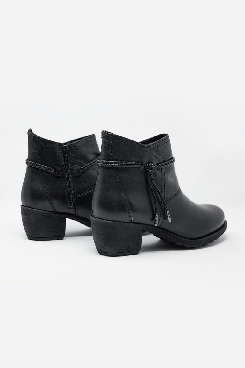 Q2 Women's Shoe Black Blocked Mid Heeled Ankle Boots