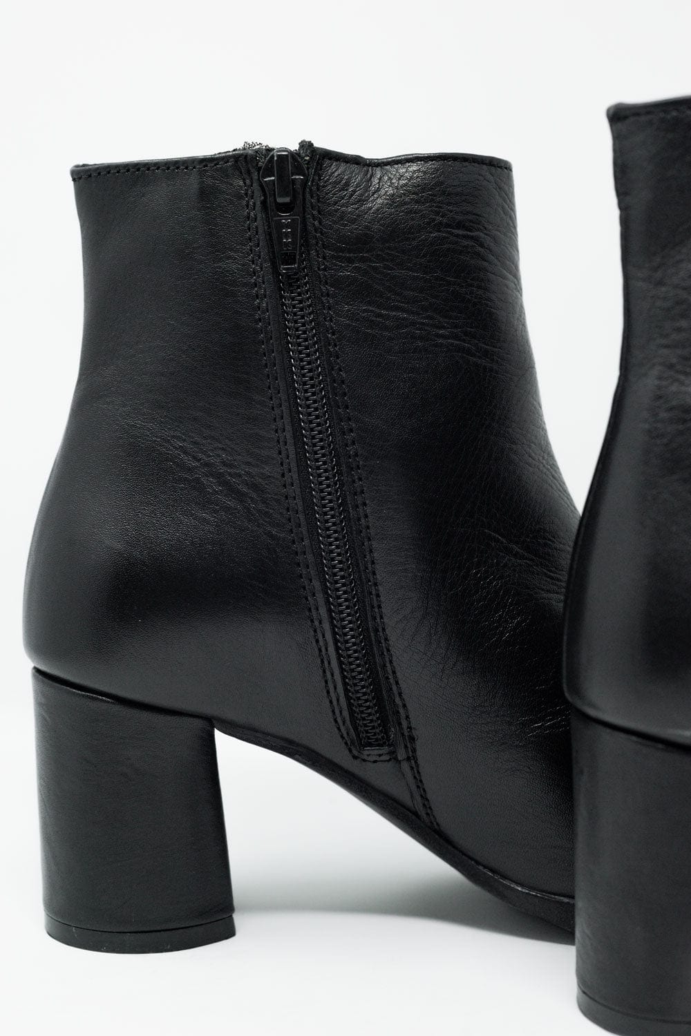 Q2 Women's Shoe Black Blocked Mid Heeled Ankle Boots with Round Toe