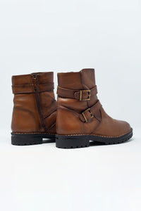 Q2 Women's Shoe Brown buckled boots