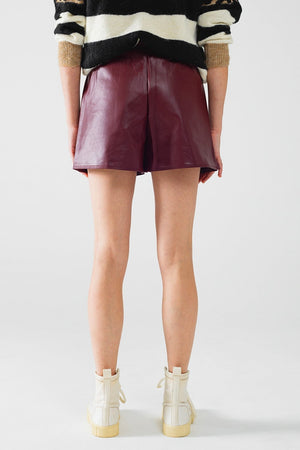 Q2 Women's Shorts Burgundy Faux Leather Shorts With Gathering At The Waist With Drawstring