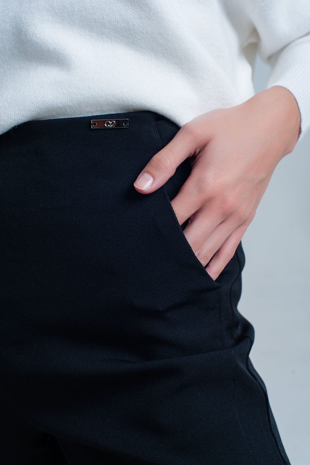 Q2 Women's Shorts High Waist Black Shorts