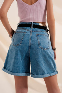 Q2 Women's Shorts High Waisted Pleated Denim Shorts in Mid Wash