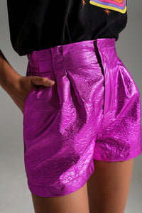 Q2 Women's Shorts Metallic Shorts With Front Dart In Fuchsia