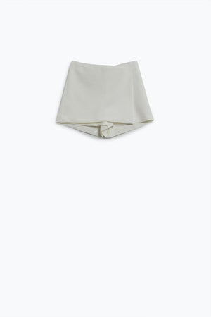 Q2 Women's Shorts Wrap Mini Skort In White