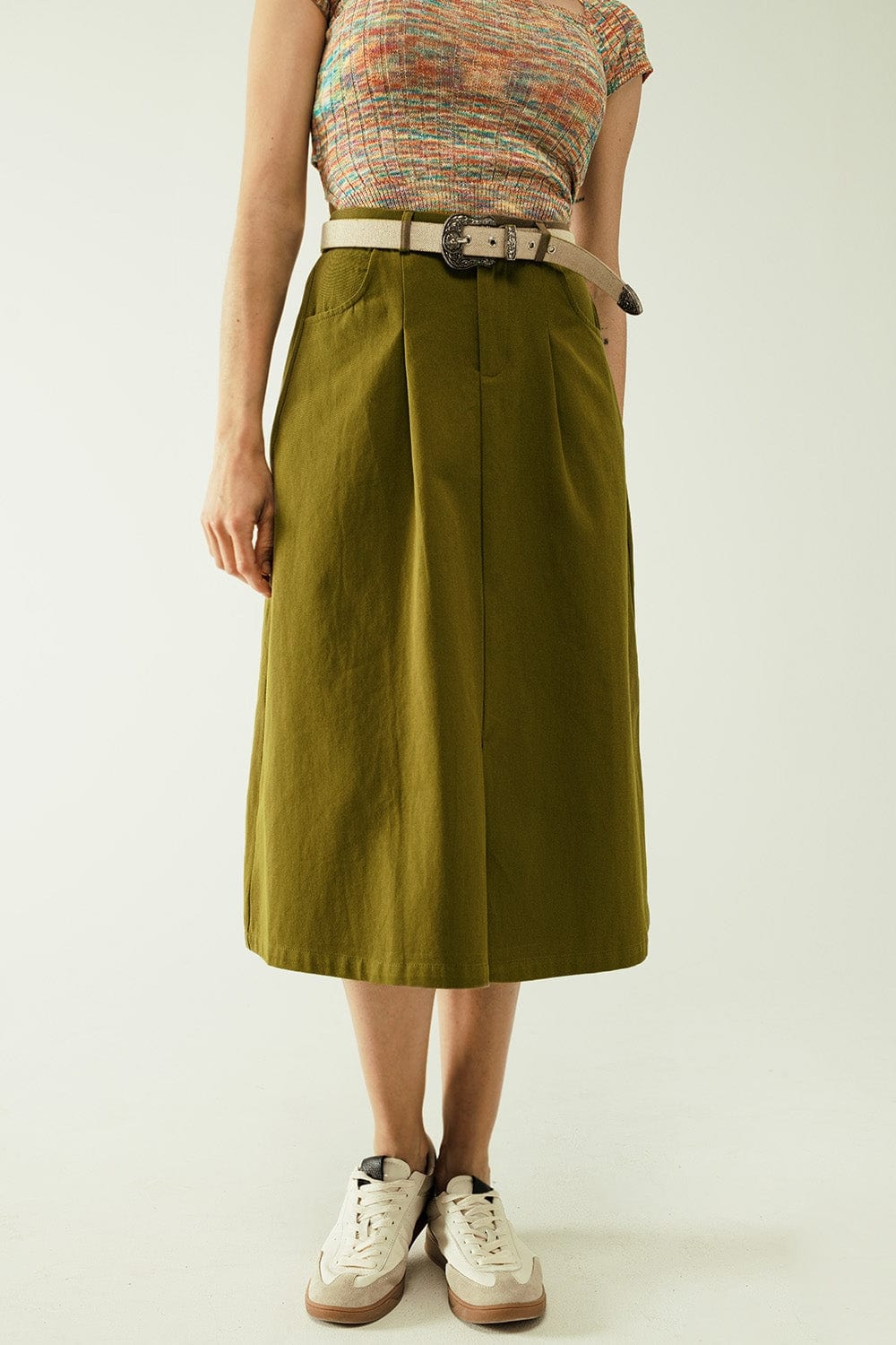 Q2 Women's Skirt A Line Midi Khaki Skirt With Pockets In Khaki