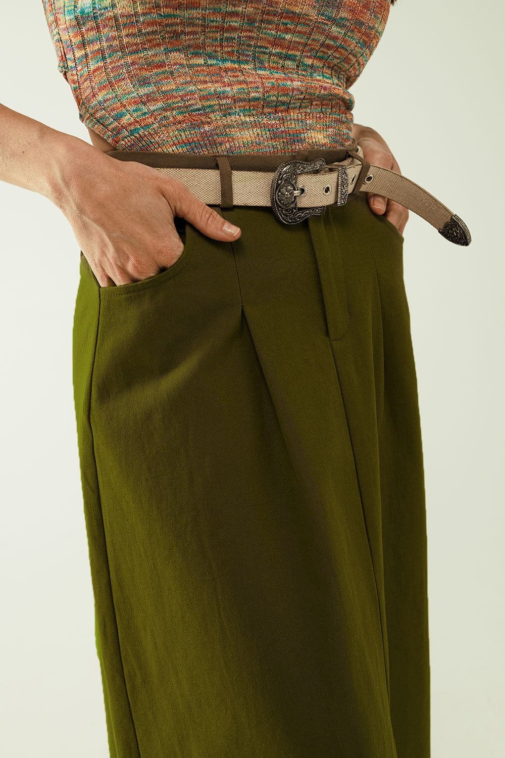Q2 Women's Skirt A Line Midi Khaki Skirt With Pockets In Khaki
