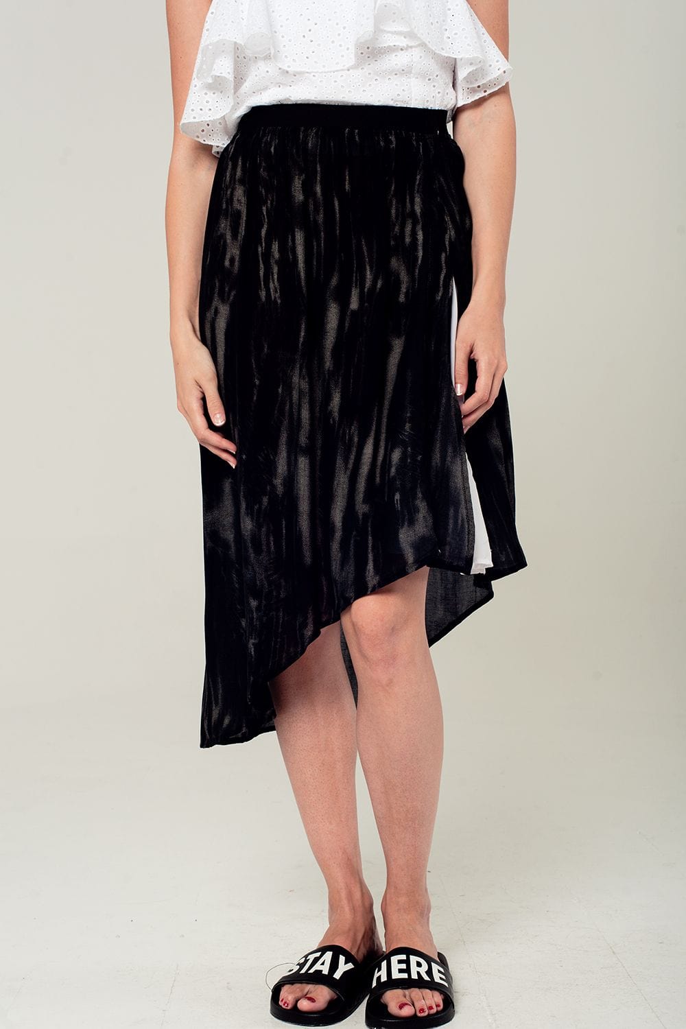 Q2 Women's Skirt Asymmetric hem skirt in black and gray print