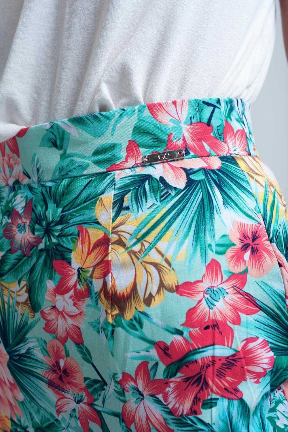 Q2 Women's Skirt Floral asymmetrical green skirt