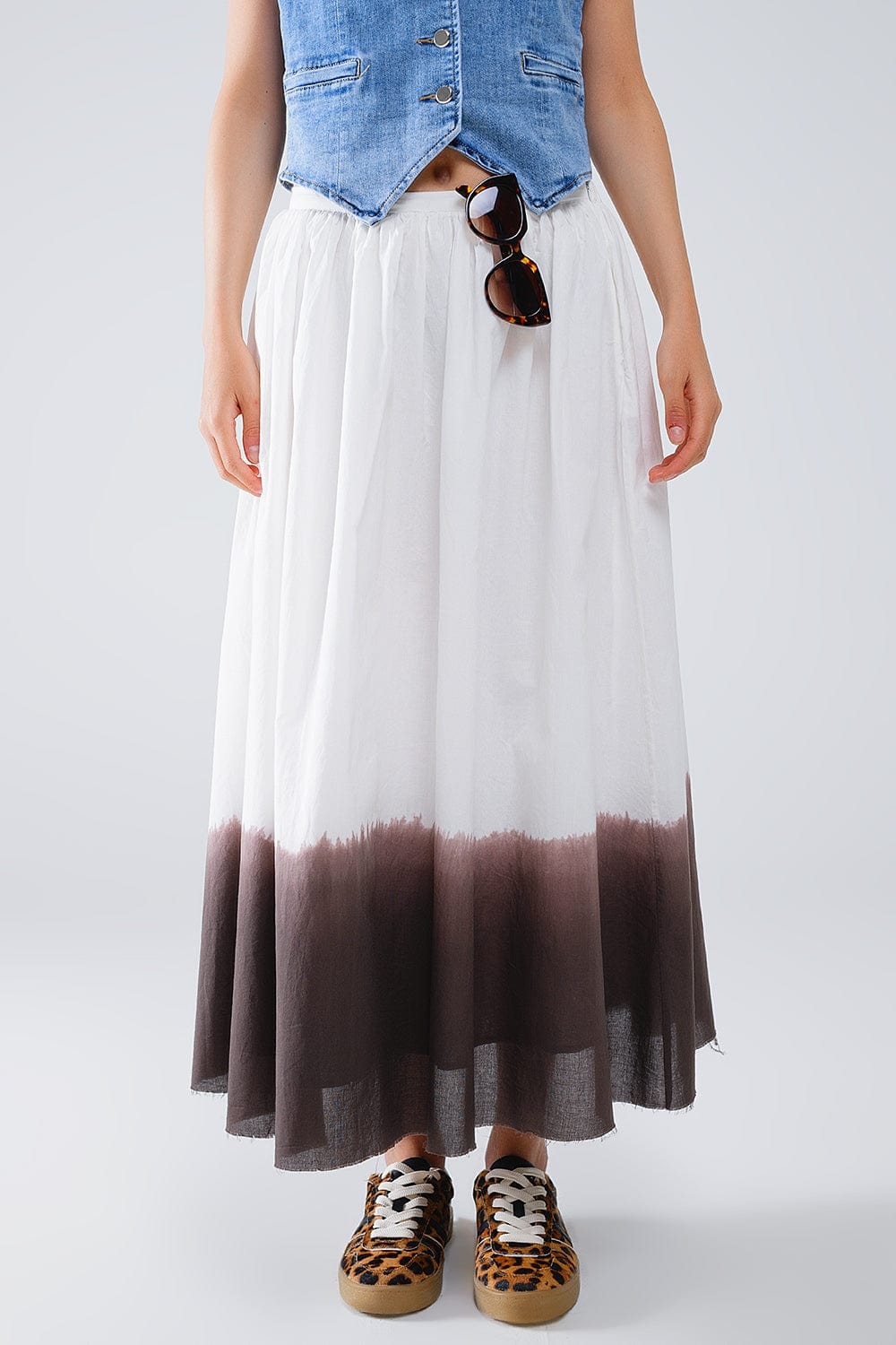 Q2 Women's Skirt Flowy Drop Waist White Skirt With Brown Ombre Detail