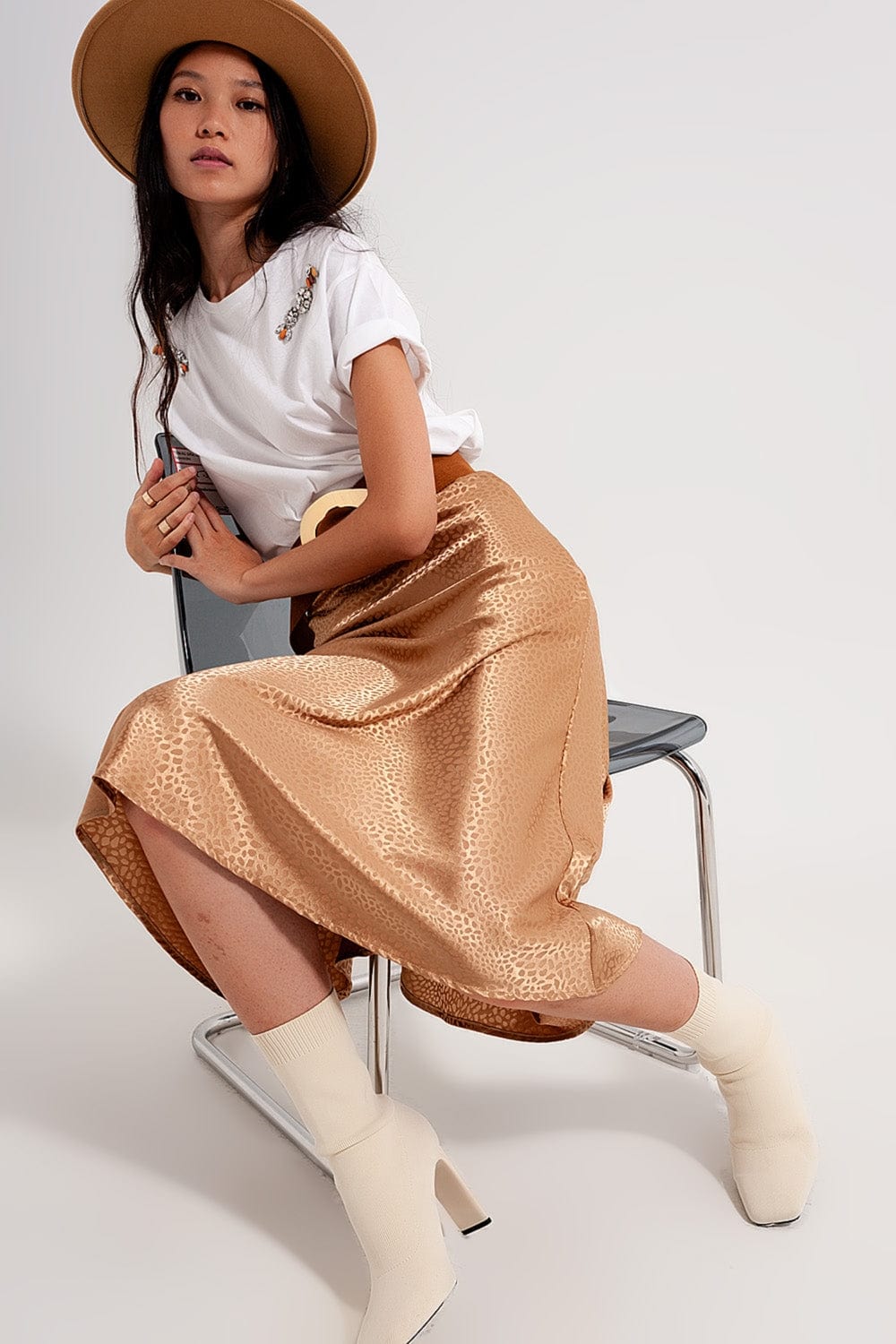 Q2 Women's Skirt Gold Color Midi Skirt in Abstract Animal Print
