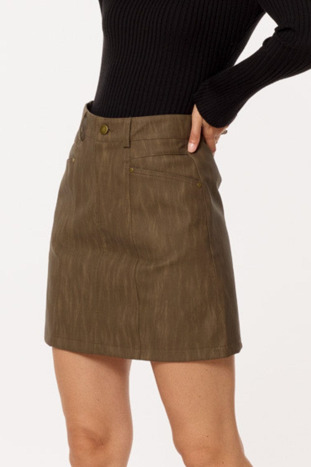 Q2 Women's Skirt Leatherette Straight Mini Skirt In Brown With Pockets