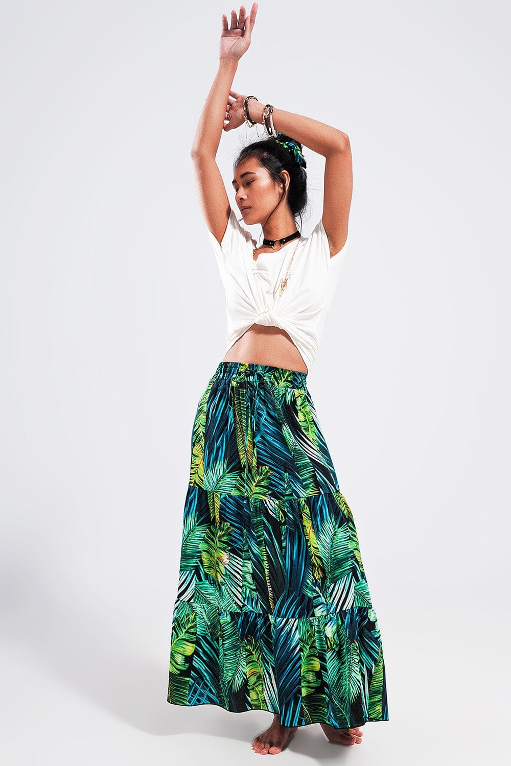 Q2 Women's Skirt Maxi Tiered Skirt in Green Tropical Print