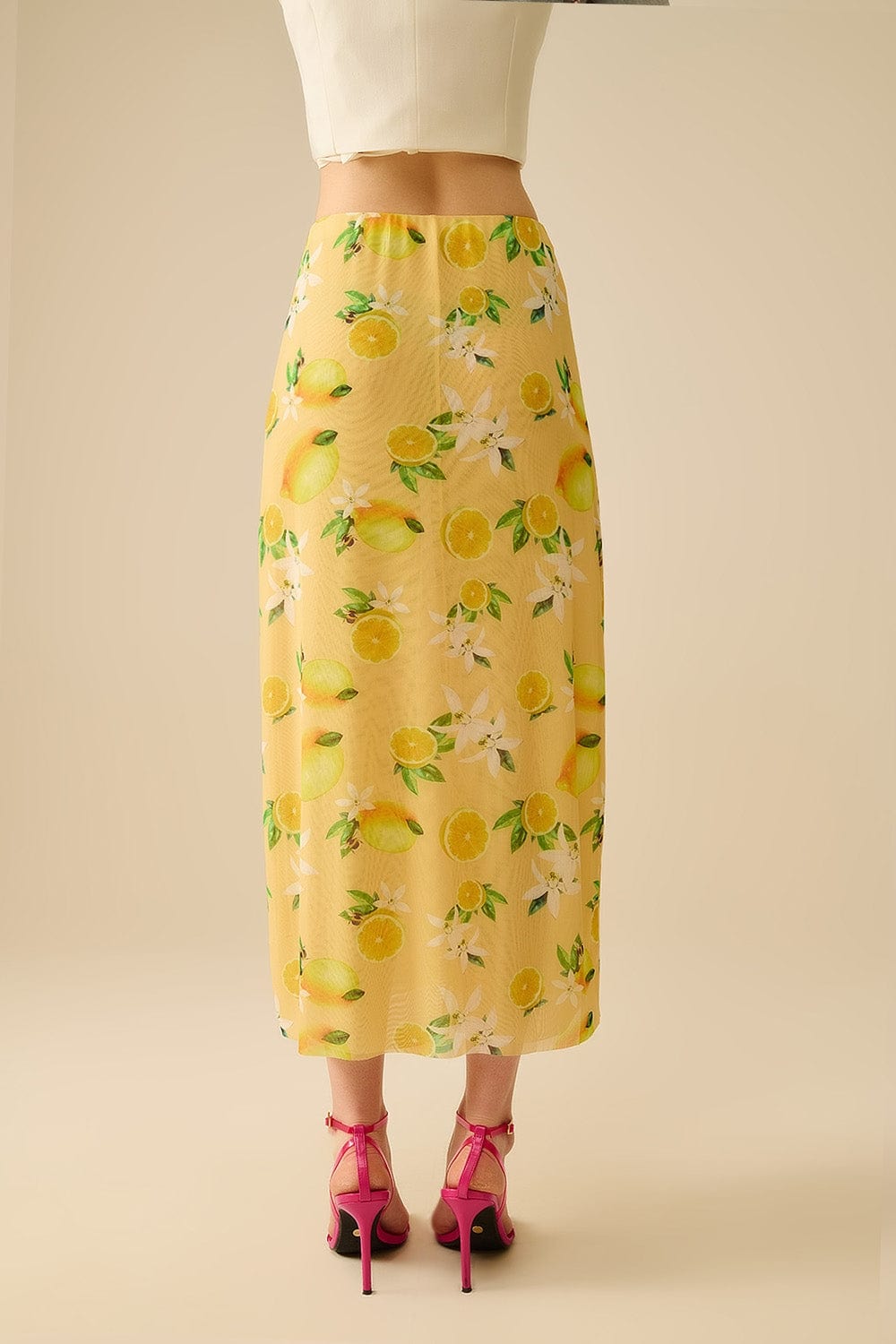 Q2 Women's Skirt Yellow Fitted Midi Skirt With Lemon Print In Mesh Fabric