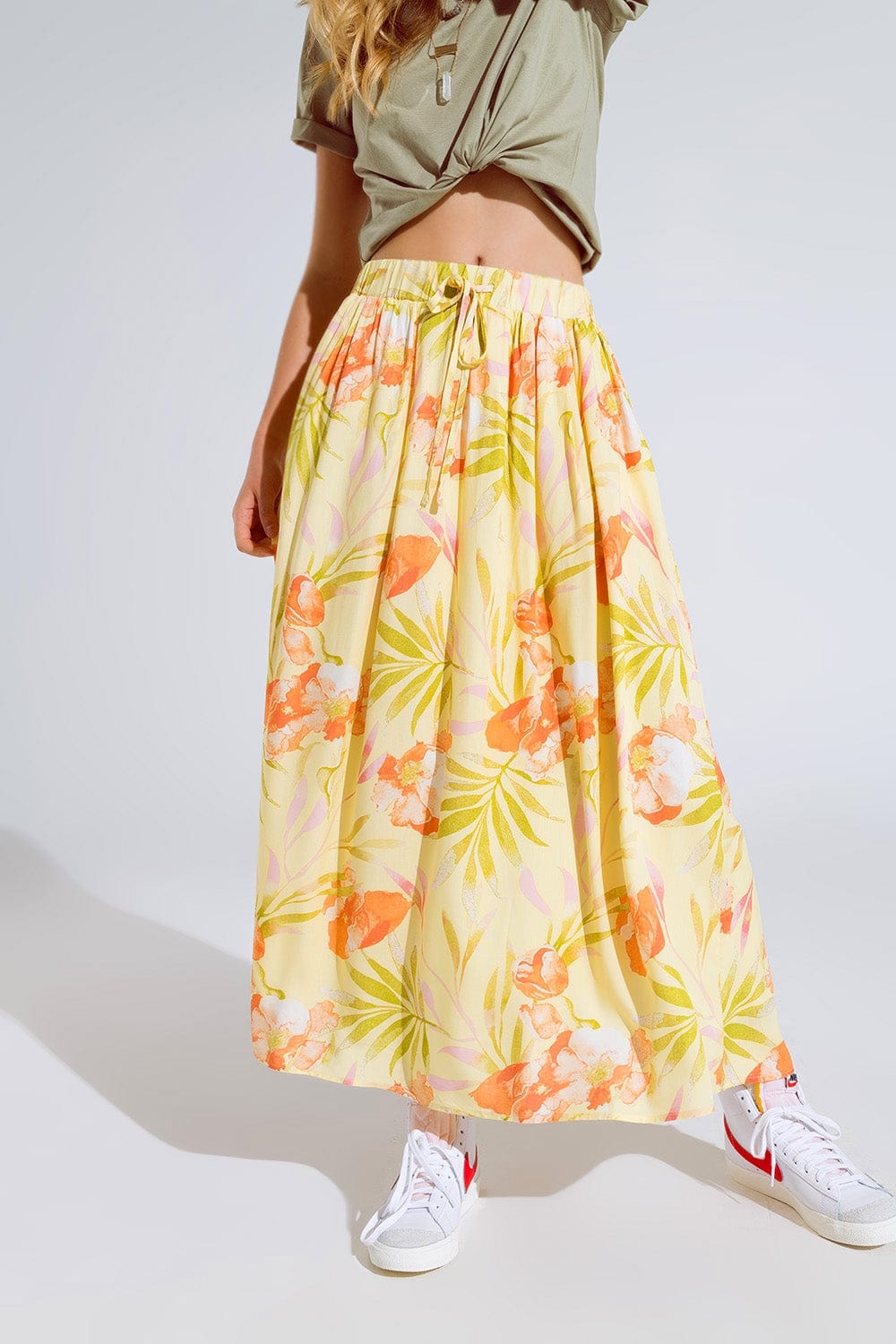 Q2 Women's Skirt Yellow Maxi Skirt With Tropical Print