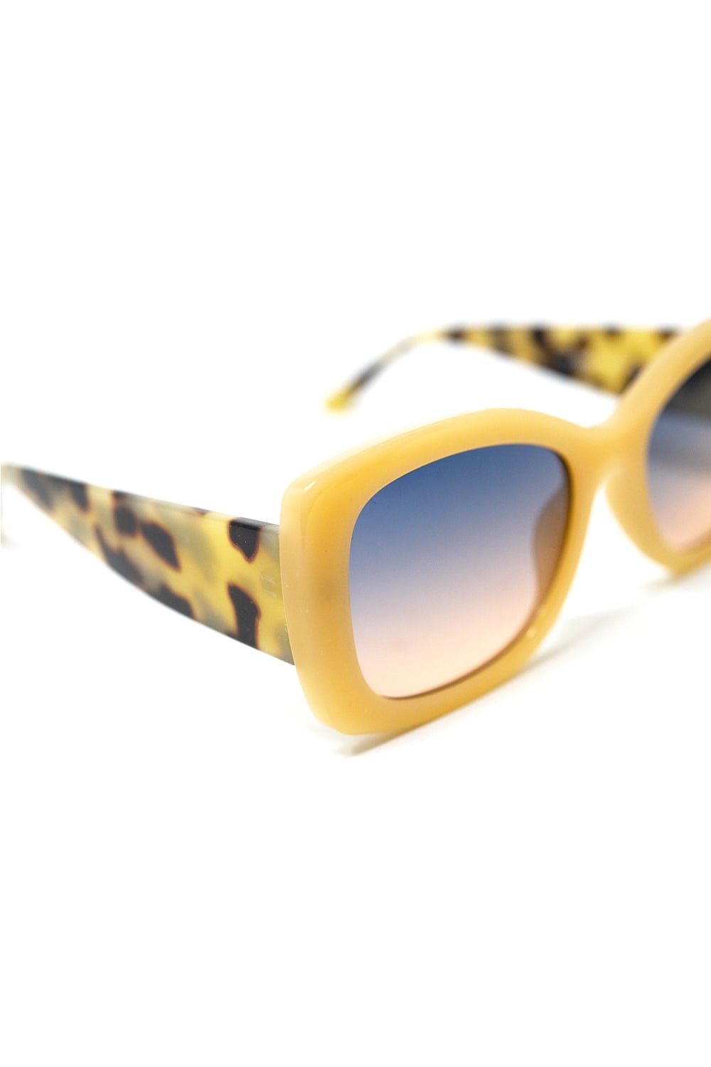Q2 Women's Sunglasses One Size / Beige Beige Oversized Oval Sunglasses In Acetate