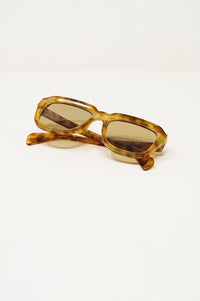 Q2 Women's Sunglasses One Size / Beige Chunky Square Sunglasses With Yellow Tinted Frame In Light Tortoise Shell