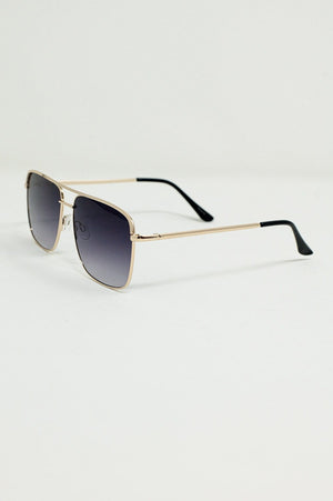 Q2 Women's Sunglasses One Size / Black Aviator Vintage Sunglasses With Golden Rim