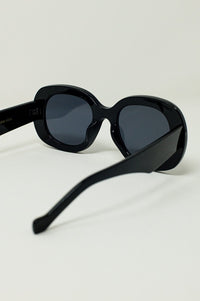 Q2 Women's Sunglasses One Size / Black Oversized Circular Sunglasses In Black