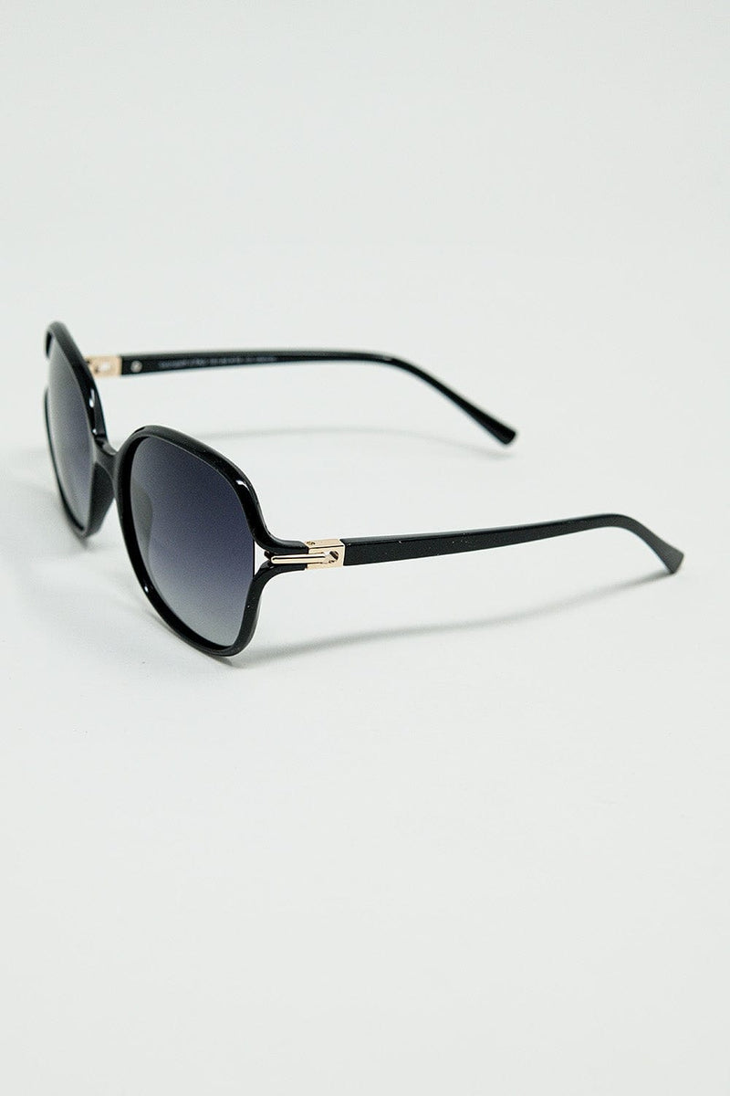 Q2 Women's Sunglasses One Size / Black Round Sunglasses In Black With Gold Metal Detail