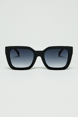 Q2 Women's Sunglasses One Size / Black Square Sunglasses With Animal Print On The Side