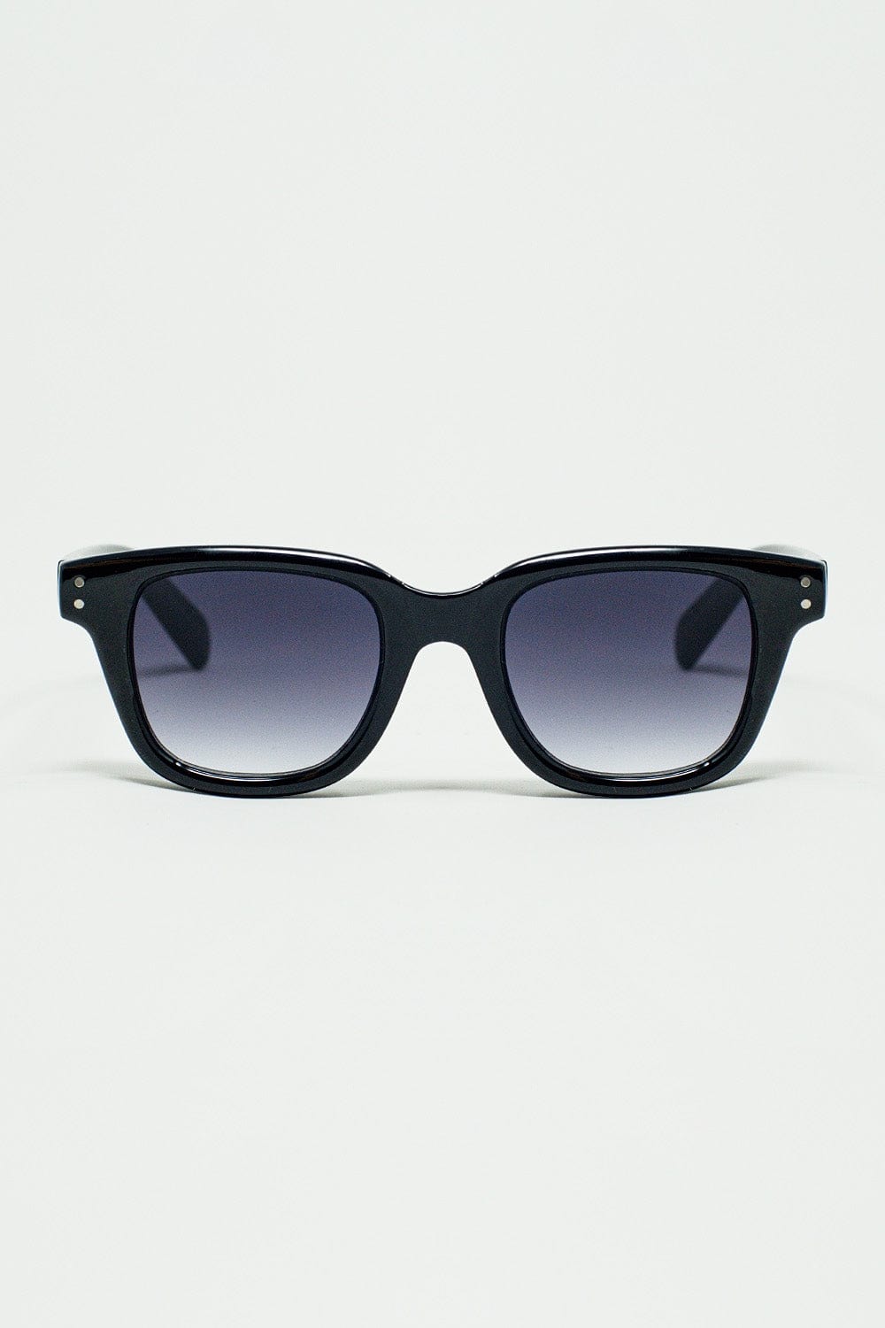 Q2 Women's Sunglasses One Size / Black Thick Black Delta Square Sunglasses