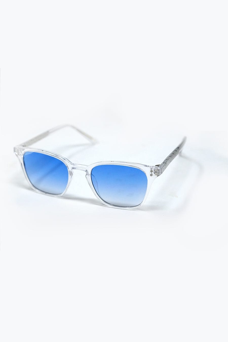 Q2 Women's Sunglasses One Size / Blue Clear Square Sunglasses With Light Blue Gradient Lenses