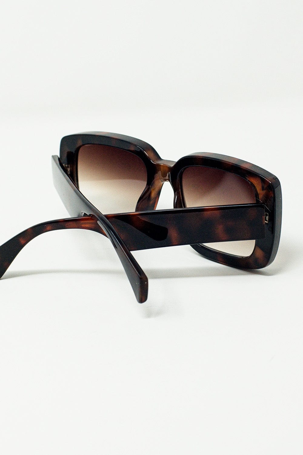 Q2 Women's Sunglasses One Size / Brown Oversized Rectangular Sunglasses With Wide Frame In Brown