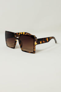 Q2 Women's Sunglasses One Size / Brown Oversized Square Sunglasses In Brown