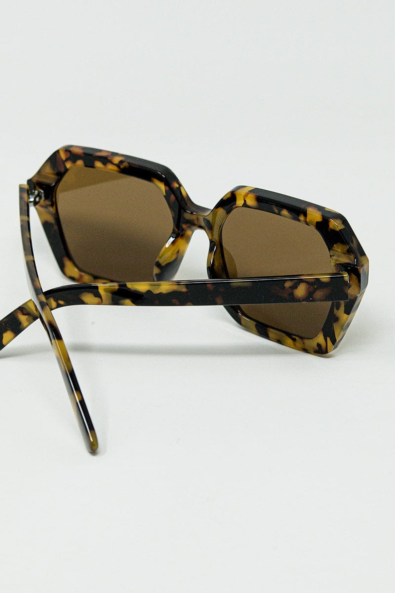 Q2 Women's Sunglasses One Size / Brown Rectangular Sunglasses In Brown Abstract Print Translucent Color