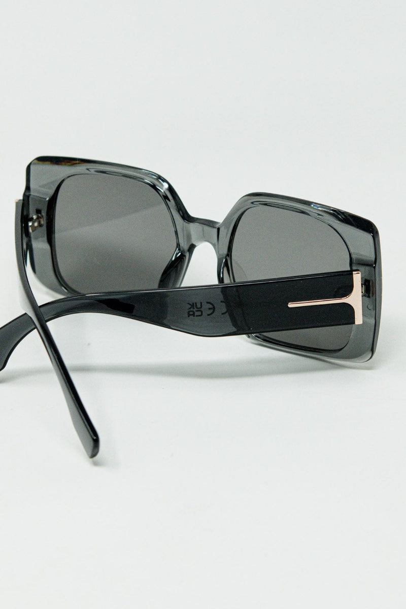 Q2 Women's Sunglasses One Size / Grey Grey Square Sunglasses With Gold Detail On The Side