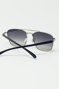 Q2 Women's Sunglasses One Size / Grey Squared Metal Sunglasses In Gray Smoke Lens