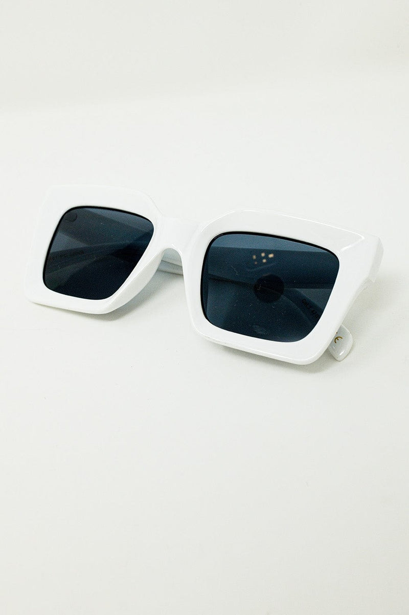 Q2 Women's Sunglasses One Size / White 90'S Squared Sunglasses In White