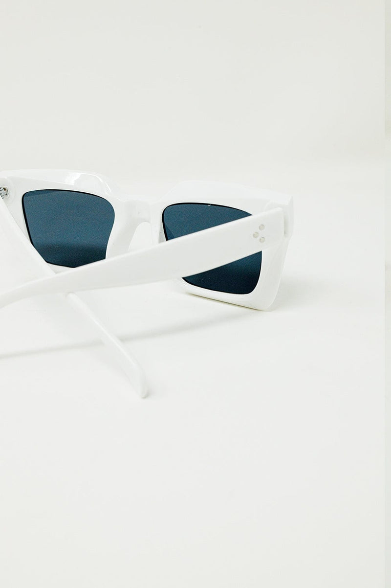 Q2 Women's Sunglasses One Size / White 90'S Squared Sunglasses In White