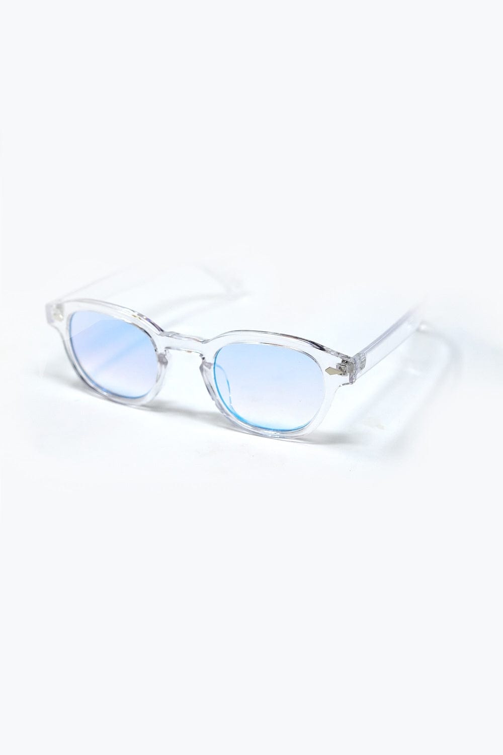 Q2 Women's Sunglasses One Size / White Clear Round Sunglasses With White Gradient Lense