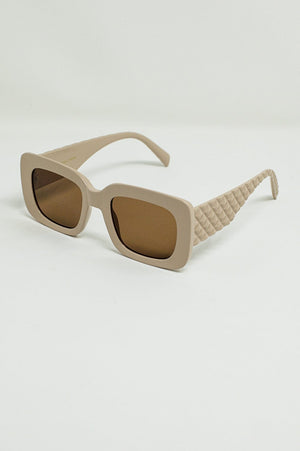 Q2 Women's Sunglasses One Size / White Oval Sunglasses With Smoke Lens In Beige