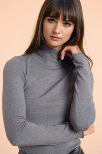 Q2 Women's Sweater Basic Grey Fine Knit Bodycon Sweater