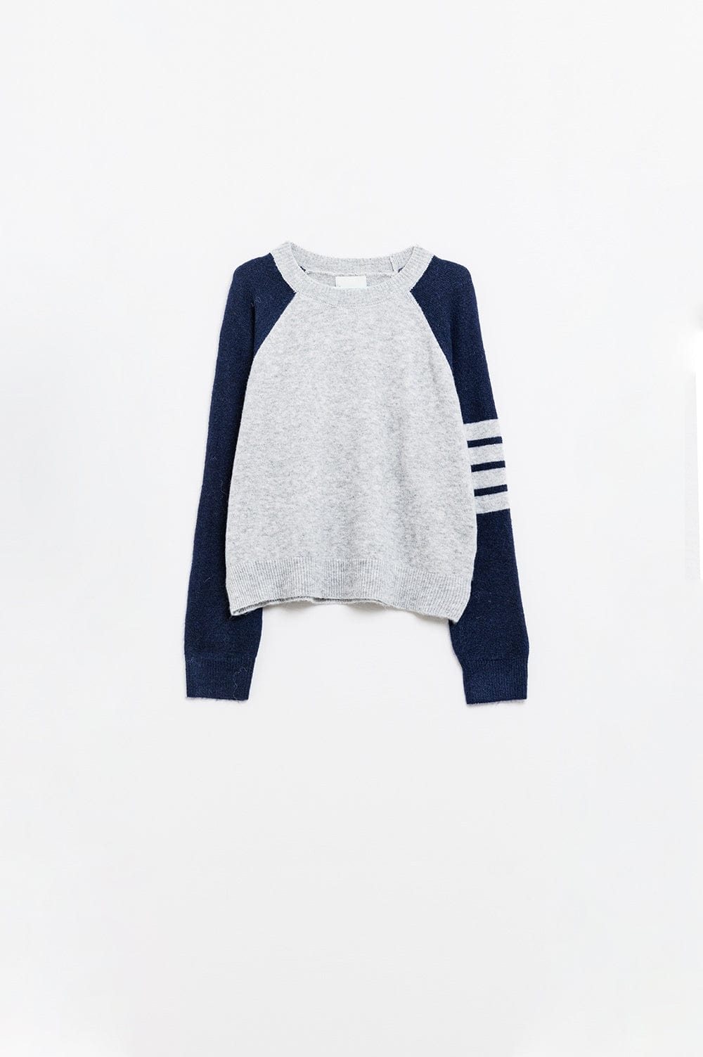 Q2 Women's Sweater Bi-Color Raglan Sleeve Pullover In Navy And Grey