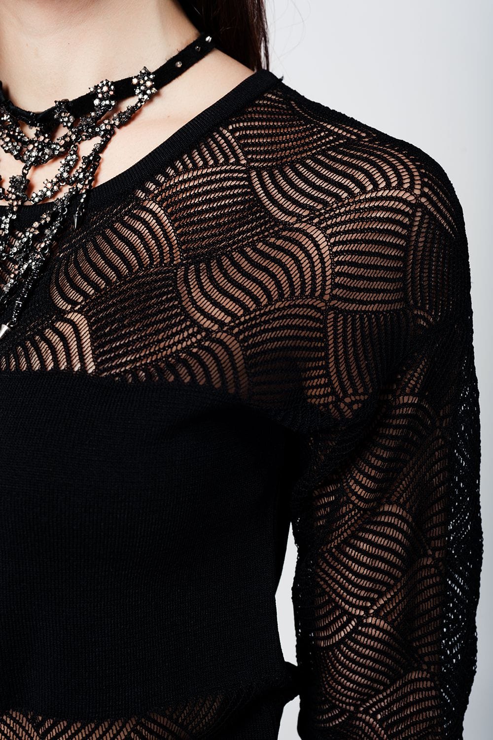 Q2 Women's Sweater Black knitted top with lace contrast detail