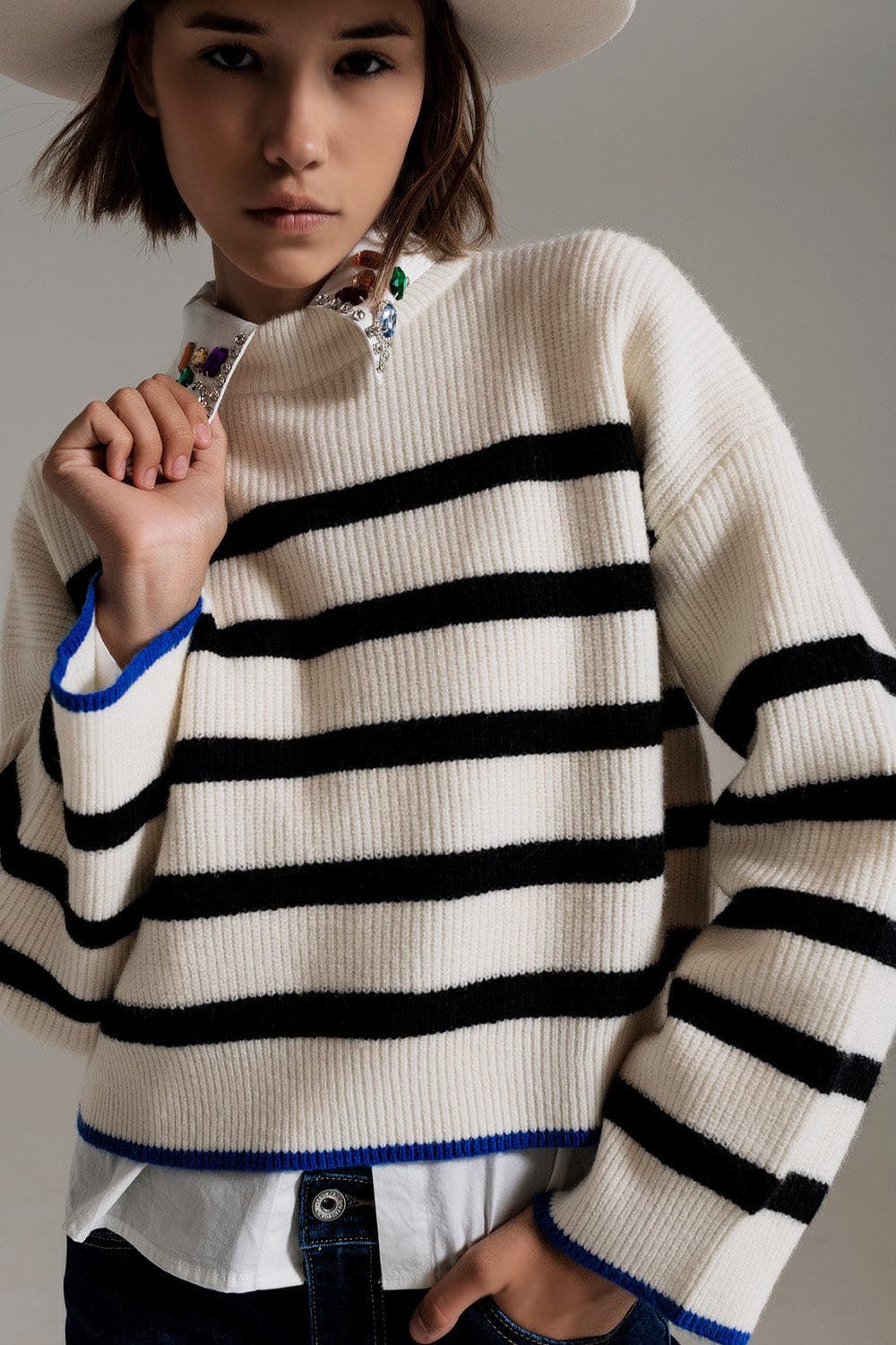 Q2 Women's Sweater Black Striped Jumper With Blue Stripe Detail On The Bottom