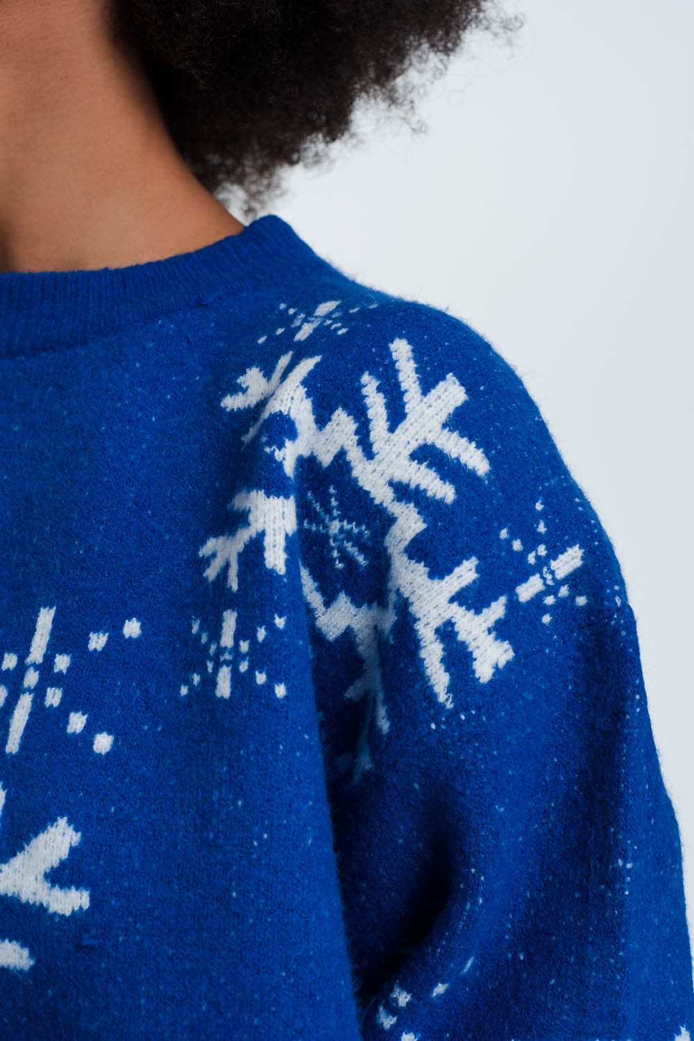 Q2 Women's Sweater Blue Snowflake Sweater