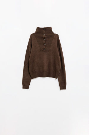 Q2 Women's Sweater Brown Loose Sweater With Button Closure