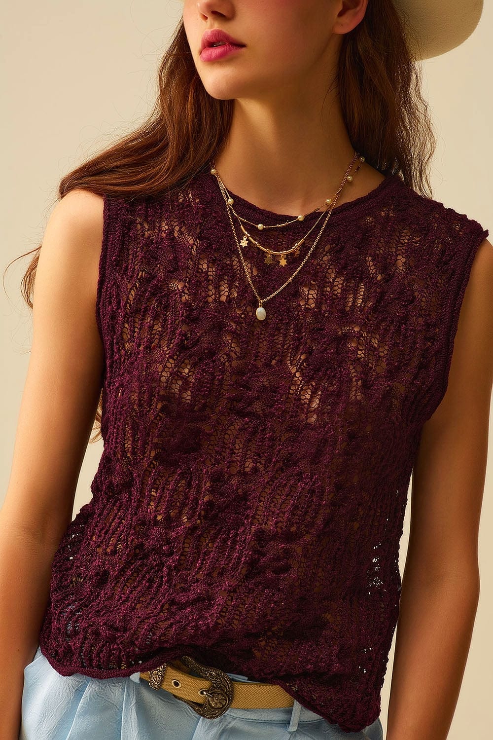 Q2 Women's Sweater Burgundy Purple Crochet Sleeveless Sweater