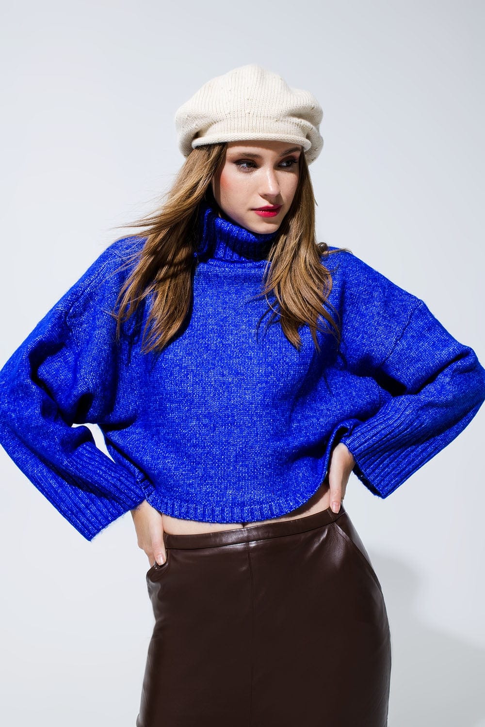 Q2 Women's Sweater Cropped Chunky Knit Sweater With Turtle Neck in Blue
